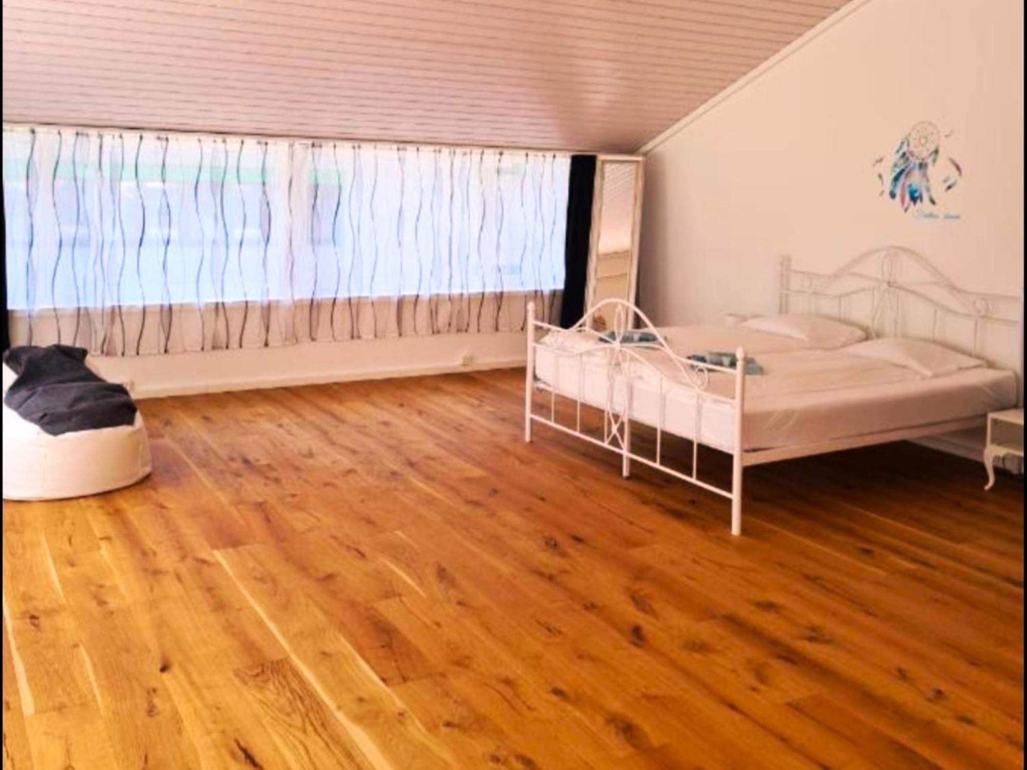 Muota River Loft & Muota Industry Apartment Near Stoos Muotathal Esterno foto